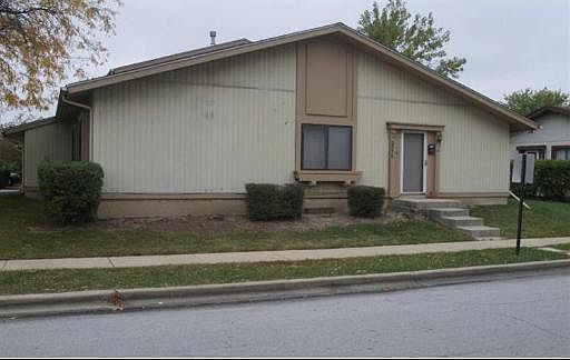 1st image of 2275 Windsor Ln #2