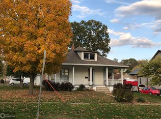 811 W Walnut St, Eldon, IA 52554