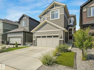 1214 Eaton Ln NW, Edmonton, AB T6M 1M9