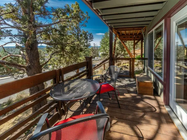 2010 Cascade View Dr, Bend, OR 97703