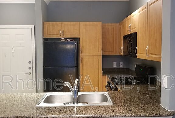3rd image of 12945 Centre Park Cir APT 106