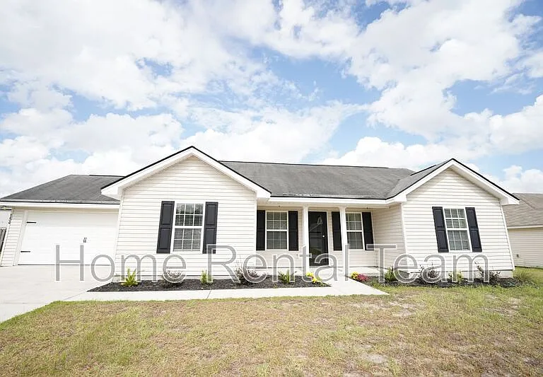 134 Mustang Dr — Photo 3