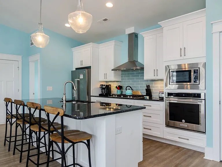 1211 N Fort Fisher Blvd #B — Photo 7