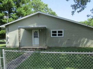 111 Beaumont St, Zeigler, IL 62999