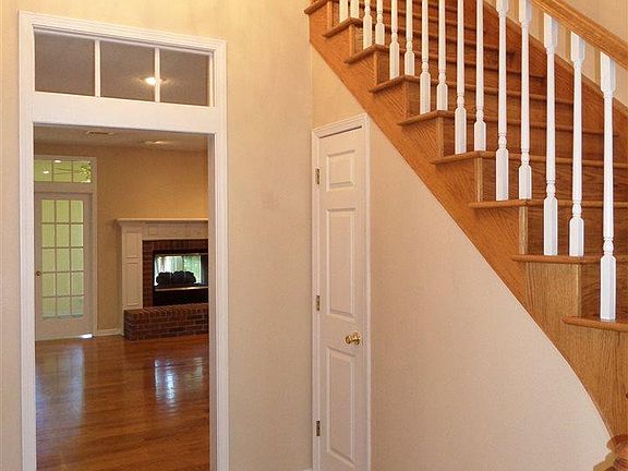 5th image of 506 Shannon Ln