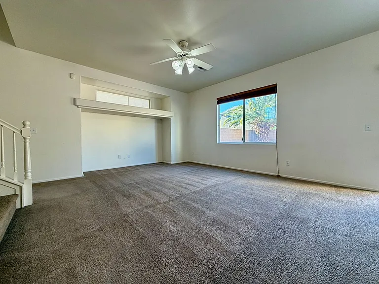 9109 White Eyes Ave — Photo 3