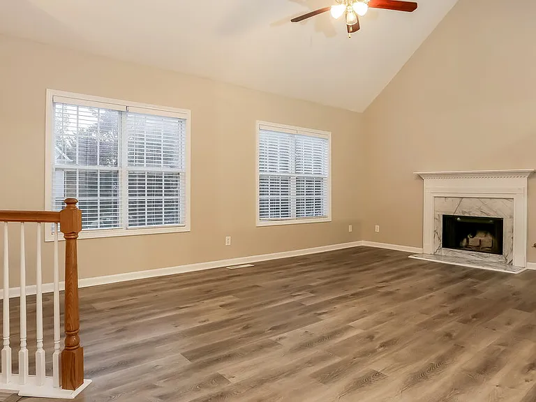 5980 Tate Dr — Photo 5