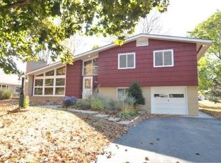 240 Monroe Ave, Excelsior, MN 55331