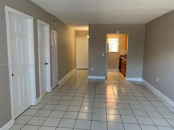 2nd image of 600 SW 2nd Ave APT 137