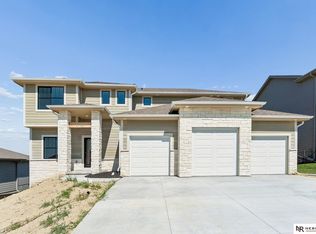 11101 N 161st St, Bennington, NE 68007