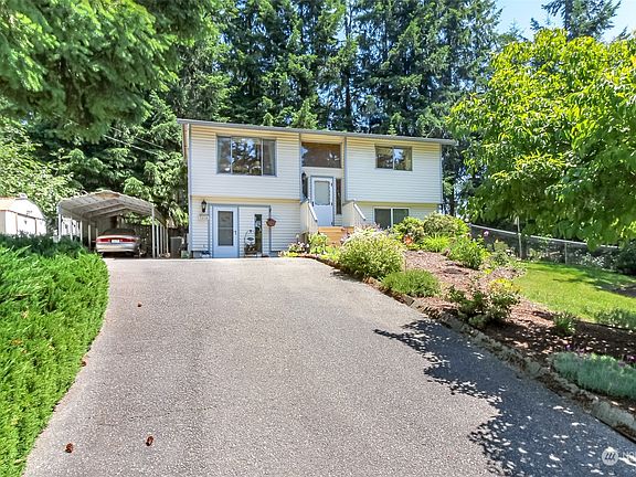 2nd image of 7010 183rd Avenue E