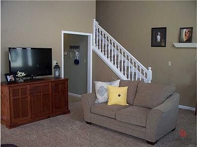 4th image of 1439 Bark Ln