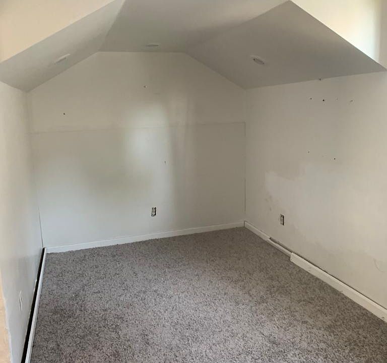 1st image of 426 Davey St