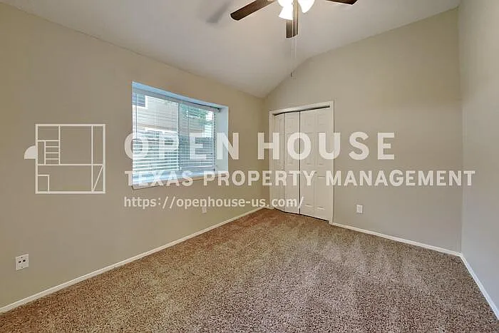 13215 Noble St — Photo 13