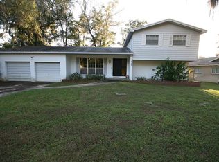 707 Argyle Pl, Temple Terrace, FL 33617