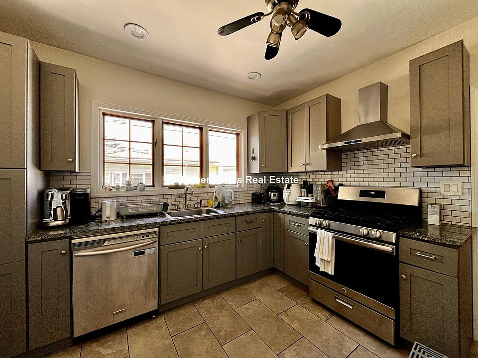 1st image of 42 Sunset Rd #4R