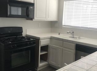 26120 Alizia Canyon Dr, Calabasas, CA 91302