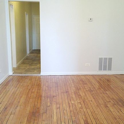 3rd image of 1115 S Troy St APT 1