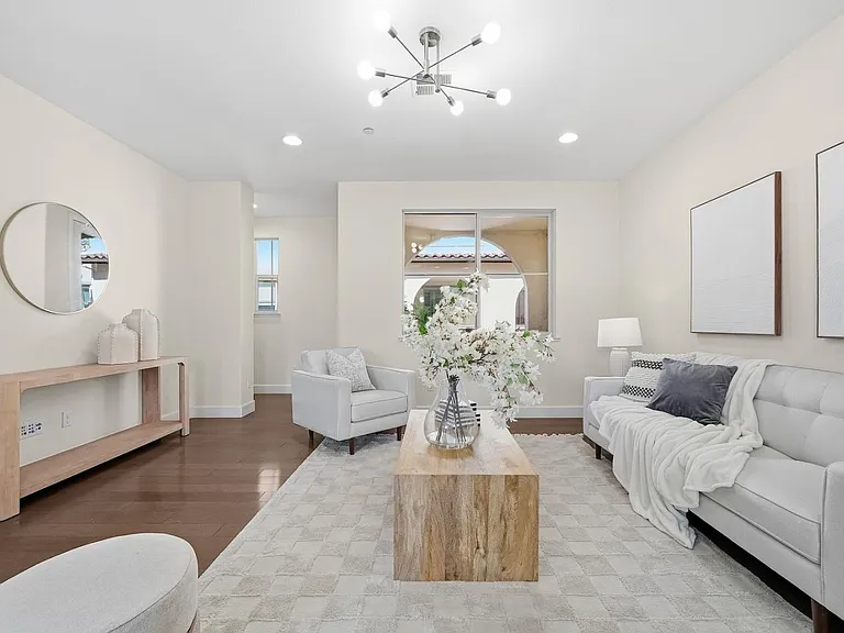 375 Santa Diana Ter — Photo 6