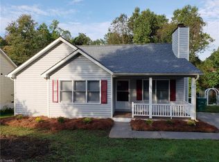 1516 Kenwalt Dr, Clemmons, NC 27012
