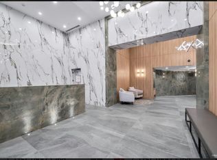 7433 Cambie St #1304, Vancouver, BC V6P3G9