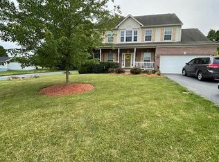 17 Amelia Dr, Hedgesville, WV 25427