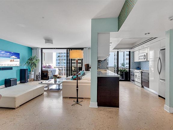 2nd image of 9 Island Ave APT 609