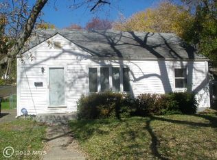 2146 Pimmit Dr, Falls Church, VA 22043