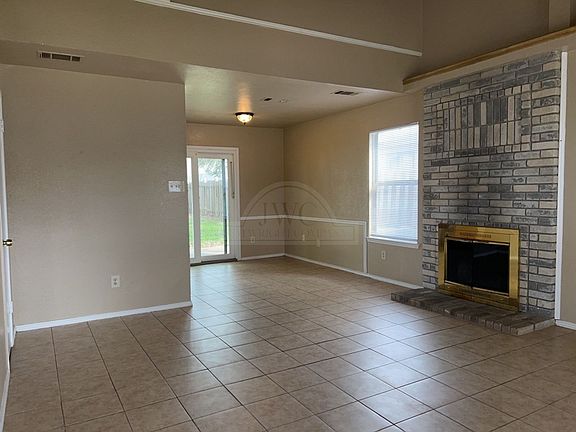 2nd image of 3505 Winchester Dr
