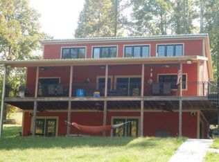 260 Sheltered Cove Pvt Dr, Piney Flats, TN 37686