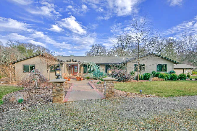 3501 Ponderosa Rd photo 1