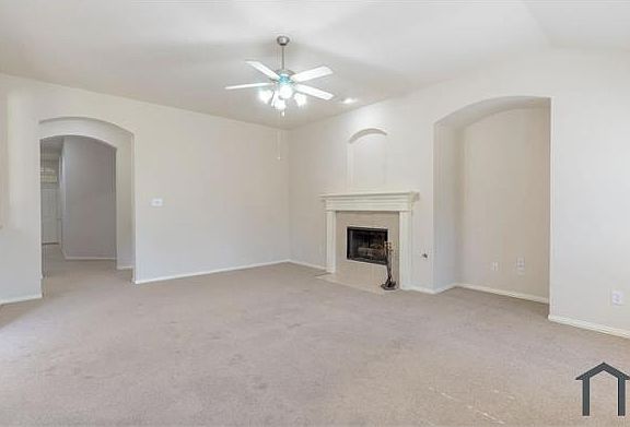 4th image of 6701 Marquett Dr
