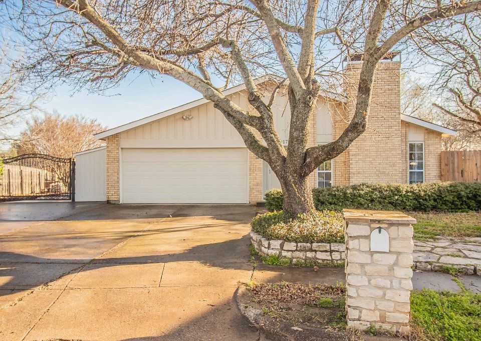 1st image of 3017 Old Orchard Ct