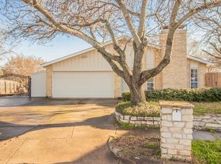 3017 Old Orchard Ct, Bedford, TX 76021