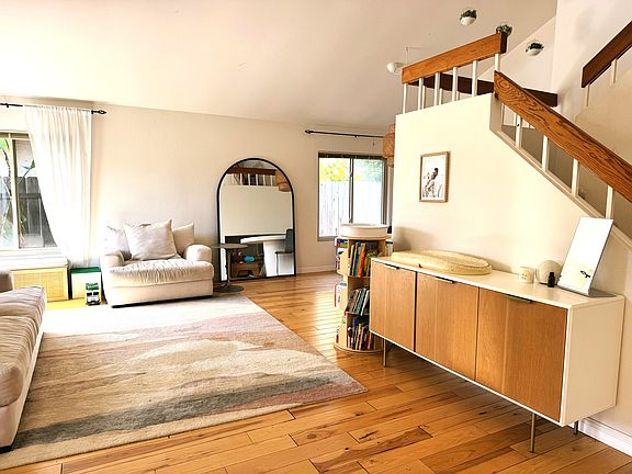 2nd image of 7923 La Capela Ln