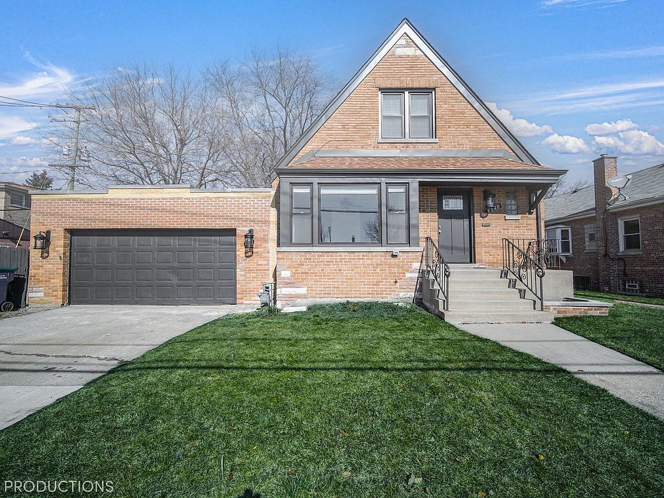 1st image of 3954 W 99th St
