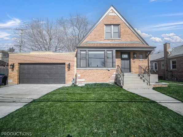 3954 W 99th St, Evergreen Park, IL 60805