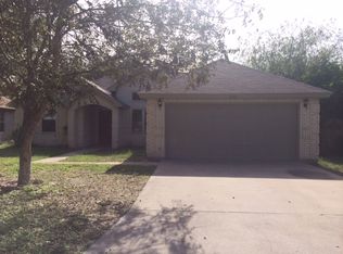 2206 E 29th St, Mission, TX 78574