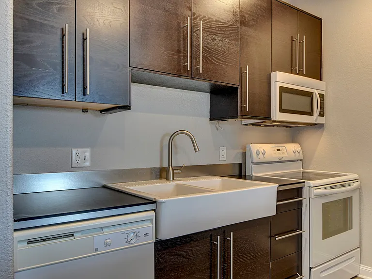 1317 Park Ave #1 — Photo 6