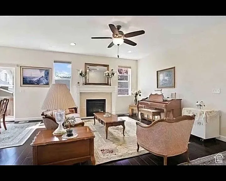 571 S 360 East Cir #E — Photo 2