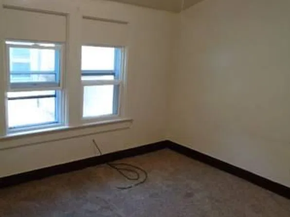 93 Parsells Ave, Rochester, NY 14609