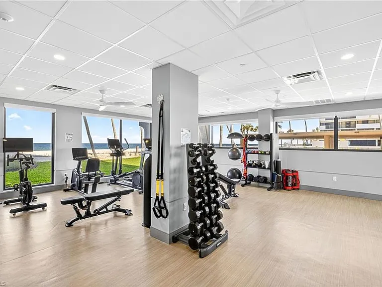 4001 Gulf Shore Blvd N #303 — Photo 32