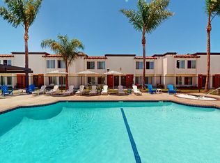 Huntington Vista, Huntington Beach, CA 92646