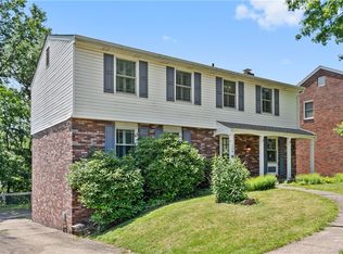 126 Penn Lear Dr, Monroeville, PA