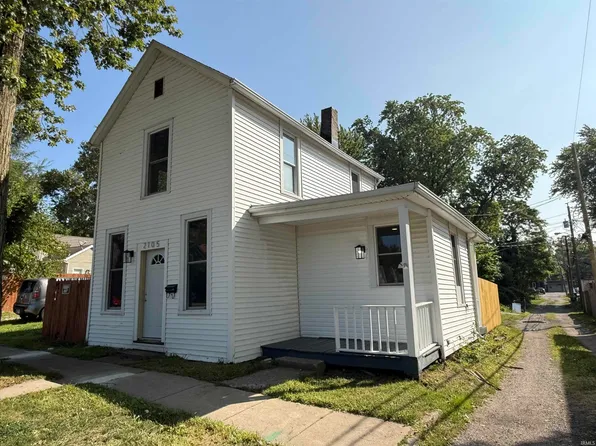 2105 Oakley St, Fort Wayne, IN 46802