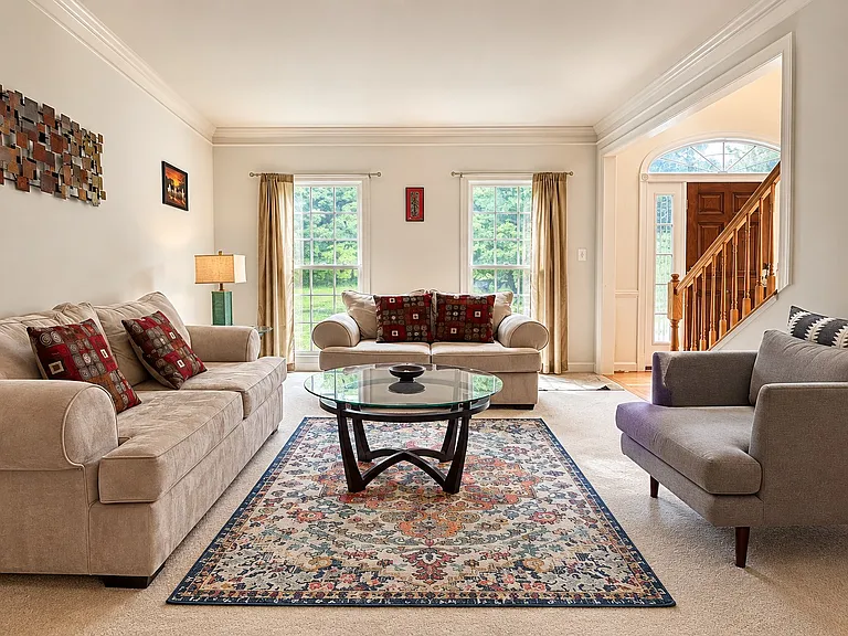 12443 Falconbridge Dr — Photo 3