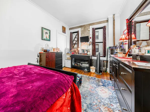 24-75 38th Street image 8 of 28