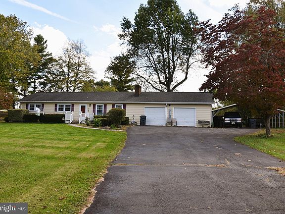 4th image of 7549 Pilcher St