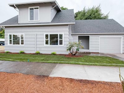 340 Moore St, Harrisburg, OR, 97446