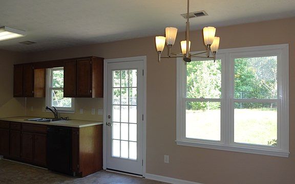 4th image of 70 Lee Road 2066